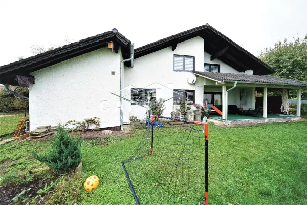 Einfamilienhaus mit Garten, Garage & Keller kaufen in 94577 Winzer