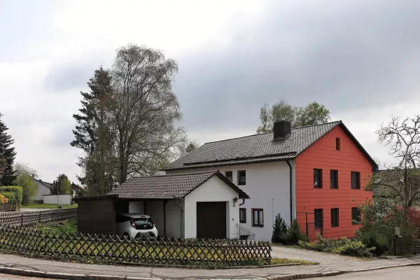 Einfamilienhaus mit Garten, Garage, Balkon und Keller kaufen in 94253 Bischofsmais